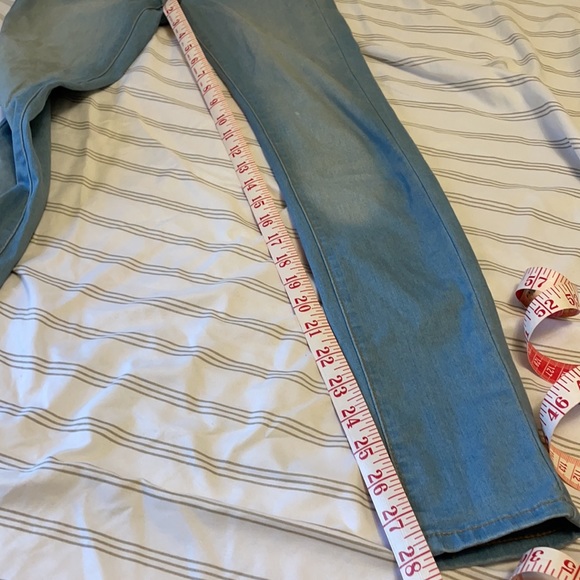 Levi’s 710 Super Skinny Jeans - Picture 8 of 8